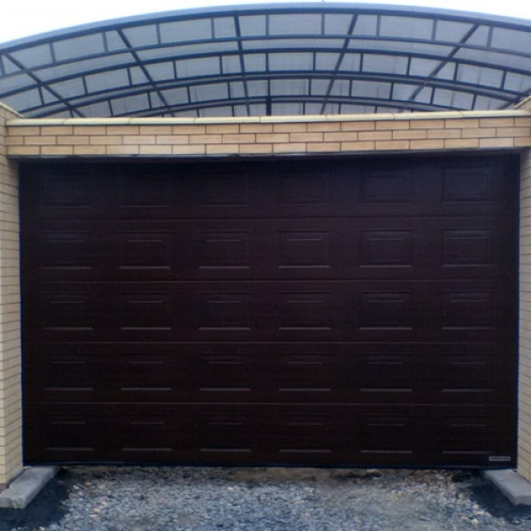 Секционные гаражные ворота Hormann LPU 42